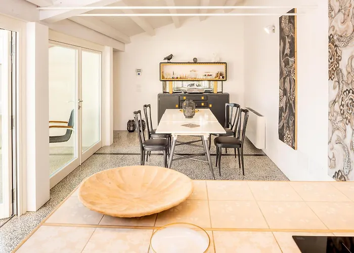 Lakeview Cristina 라찌제